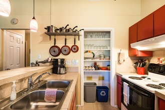 2307A Trailside Dr in Austin, TX - Building Photo - Building Photo