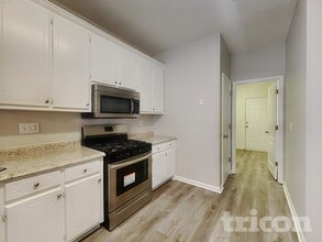 8018 Christian Ct in Jonesboro, GA - Building Photo - Building Photo