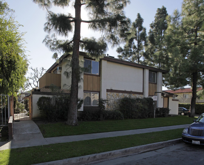 8072 7th St in Buena Park, CA - Building Photo - Building Photo