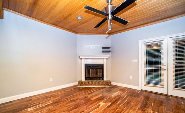 807 Planters Point Dr in Canton, MS - Building Photo - Building Photo