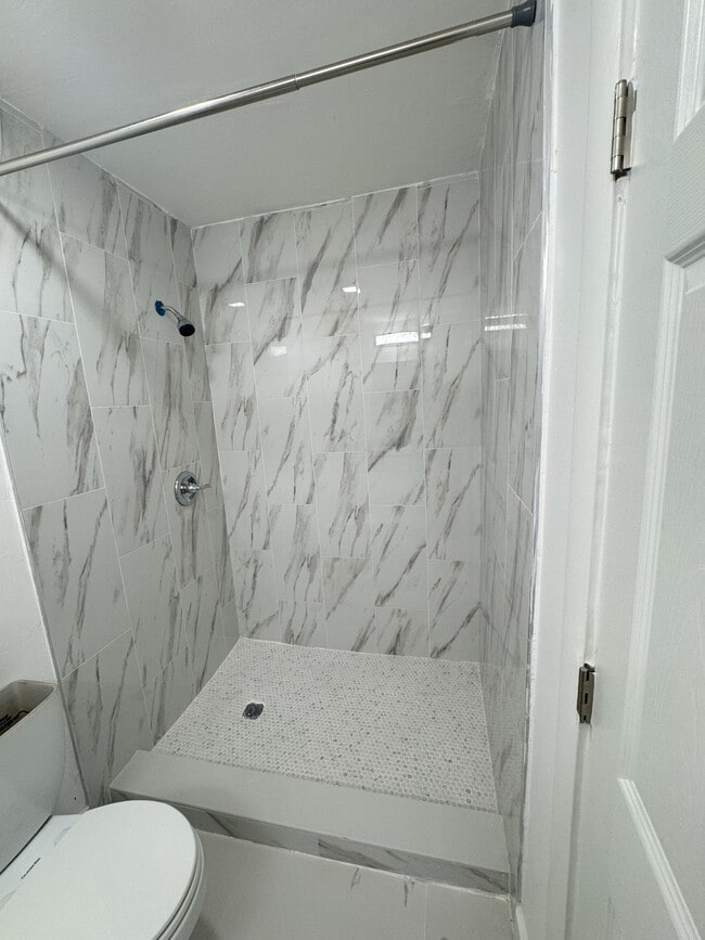 216 S B St, Unit A in Lake Worth Beach, FL - Foto de edificio - Building Photo