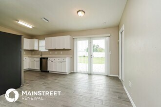 1421 NE 18th Ave in Cape Coral, FL - Building Photo - Building Photo
