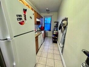 31 Queensberry St, Unit 7 in Boston, MA - Foto de edificio - Building Photo