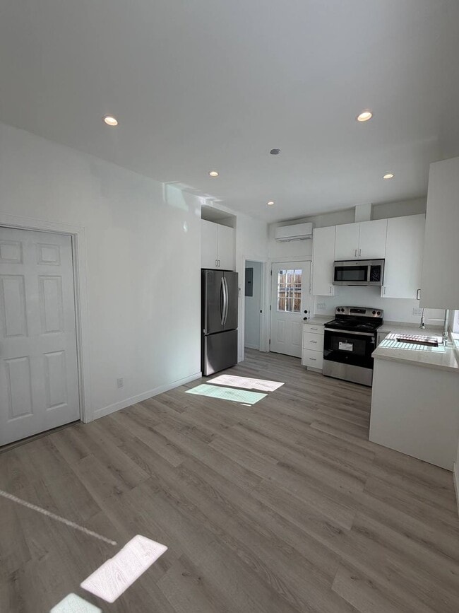 5901 Texhoma Ave in Los Angeles, CA - Foto de edificio - Building Photo