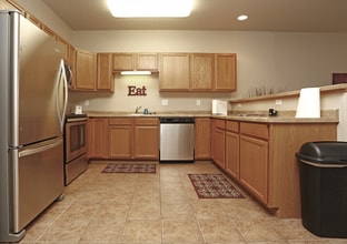 Osgood Place Apartments in Fargo, ND - Foto de edificio - Building Photo