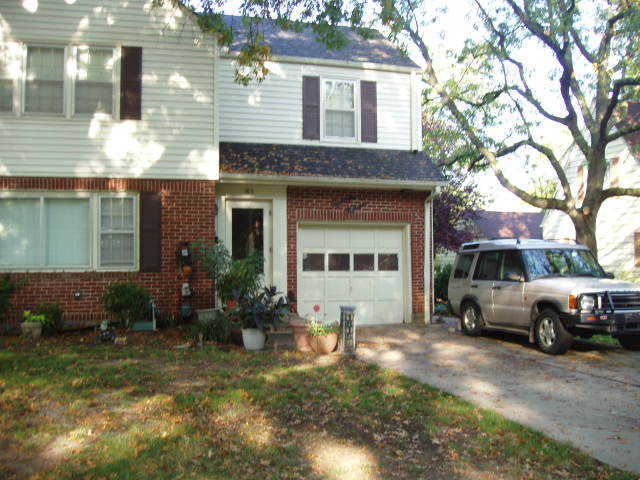 property at 1815 SW Webster Ave