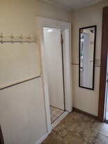 67 St Charles St in Johnson City, NY - Building Photo