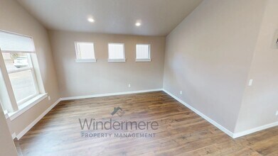 221 Laurel St in Walla Walla, WA - Building Photo - Building Photo