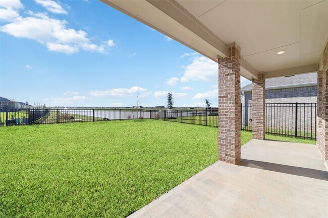 property at 3037 Avenida Sonoma Dr