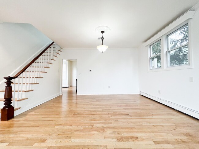 673 Prospect Ave in Fairview, NJ - Building Photo - Building Photo