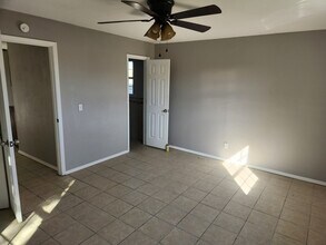 407 W Mable St in Odessa, TX - Foto de edificio - Building Photo