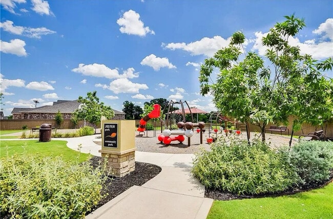 2471 Sunrise Rd in Round Rock, TX - Foto de edificio - Building Photo