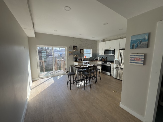 4305 Ave S in Galveston, TX - Foto de edificio - Building Photo