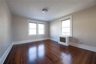 110 Wallace Ave in Mount Vernon, NY - Building Photo - Building Photo