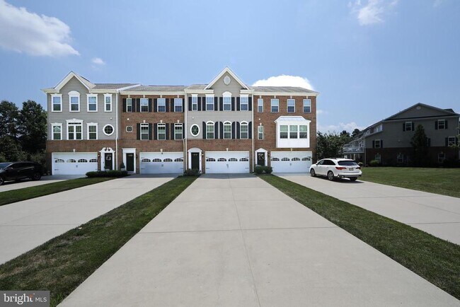 28 Isabelle Ct in Evesham, NJ - Building Photo - Building Photo