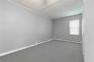 2 Raymond St in North Smithfield, RI - Building Photo - Building Photo