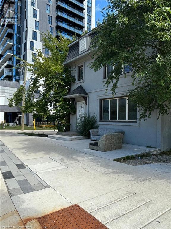 124 King St N in Waterloo, ON - Building Photo - Building Photo