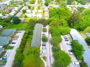 4885 Serafica Dr in Lake Worth, FL - Building Photo - Building Photo