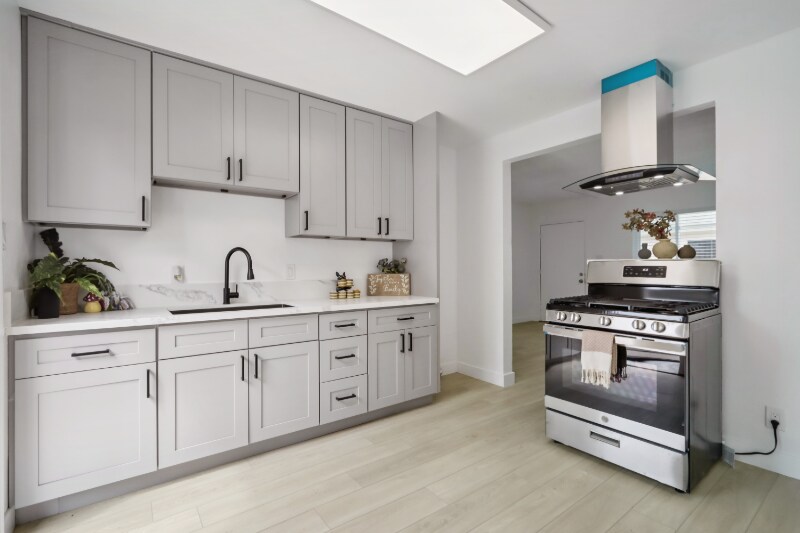 5792 Rostrata Ave in Buena Park, CA - Building Photo