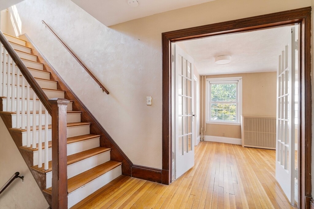 18 Newcastle Rd, Unit top in Boston, MA - Foto de edificio