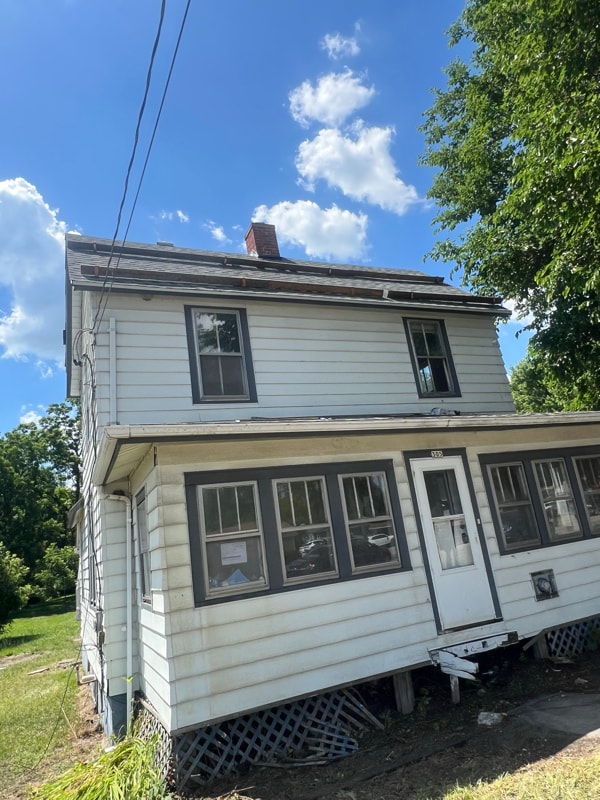 property at 305 N Lake Ave