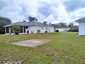 23444 Arlo Ave in Port Charlotte, FL - Building Photo - Building Photo