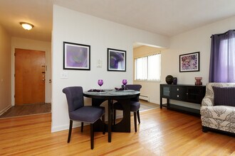 Greece Commons in Greece, NY - Foto de edificio - Interior Photo
