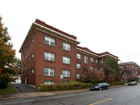 3933 Bryant Ave S in Minneapolis, MN - Foto de edificio - Building Photo