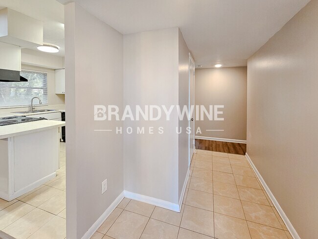 318 Terrace Dr in Brandon, FL - Building Photo - Building Photo