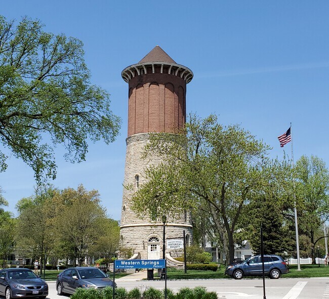 4380 CENTRAL Ave Apartments and Nearby Western Springs Apartments For