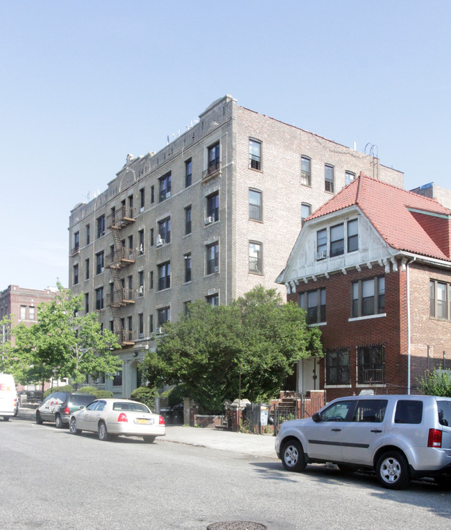 1625 President St in Brooklyn, NY - Foto de edificio - Building Photo