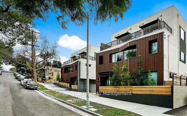 1431.5 Waterloo St in Los Angeles, CA - Building Photo - Building Photo