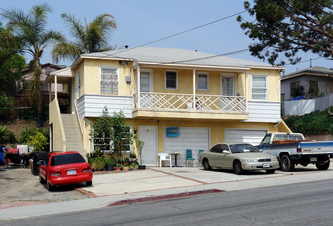 405 N Edgewood St in Inglewood, CA - Building Photo