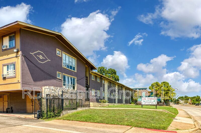 5315 Columbia Ave in Dallas, TX - Building Photo