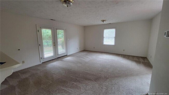 1016 Ancestry Dr in Fayetteville, NC - Building Photo - Building Photo