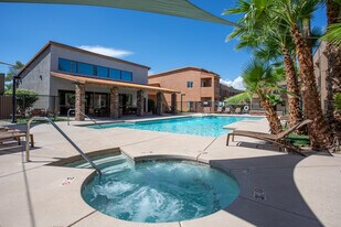 Casa Presidio Apartments