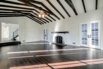 366 S Crescent Heights Blvd in Los Angeles, CA - Building Photo - Building Photo