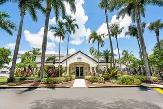 Emerald Palms in Miami, FL - Building Photo - Building Photo