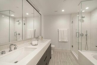 100 Lovejoy Wharf in Boston, MA - Building Photo - Building Photo