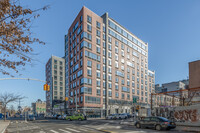 130 Flushing Ave in Brooklyn, NY - Foto de edificio - Building Photo