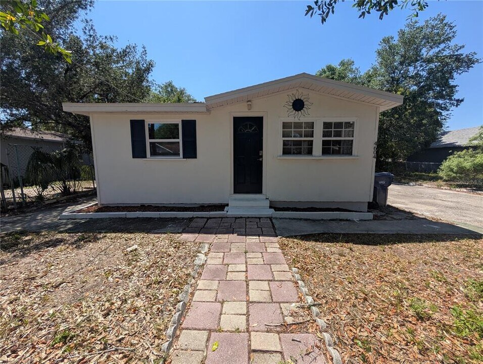 4604 Courtland St in Tampa, FL - Building Photo