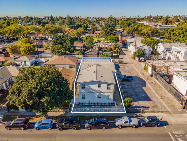 3819 Sawtelle Blvd in Los Angeles, CA - Building Photo - Building Photo