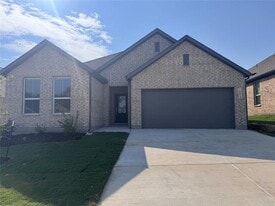10013 Warlander Dr in Providence Village, TX - Building Photo