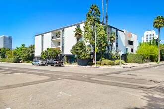 5403 West 8th Street in Los Angeles, CA - Building Photo - Building Photo