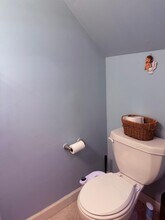 64 Hampshire Dr in Plainsboro, NJ - Building Photo - Building Photo
