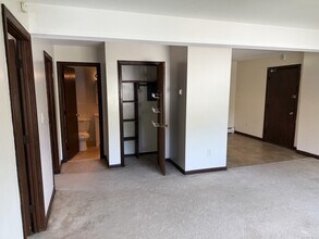 39 Washington St in Bristol, CT - Building Photo - Building Photo