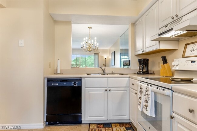 property at 1075 Foxfire Ln