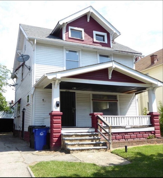 property at 11809 Lenacrave Ave