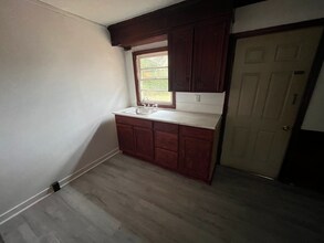 754 Raymond Rd in Jackson, MS - Building Photo - Building Photo