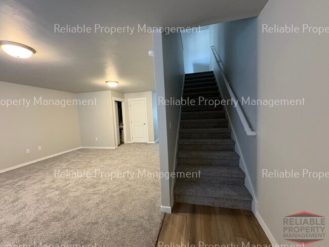 2015 Lawrence Ln, Unit 503 in Blackfoot, ID - Foto de edificio - Building Photo